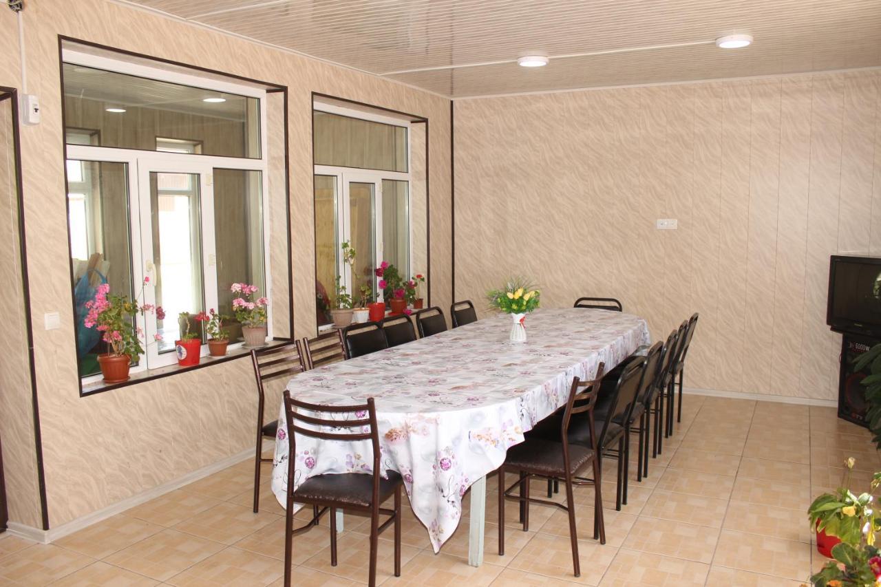 Guest House Jamal Naryn المظهر الخارجي الصورة