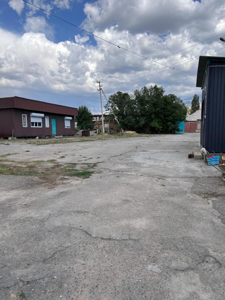 Guest House Jamal Naryn المظهر الخارجي الصورة